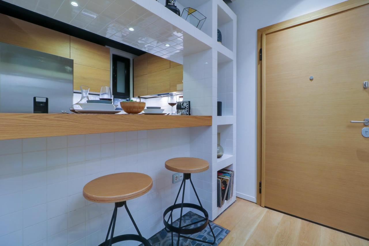 Superior Apt|3min To Metro|ac|netflix|imac Apartment
